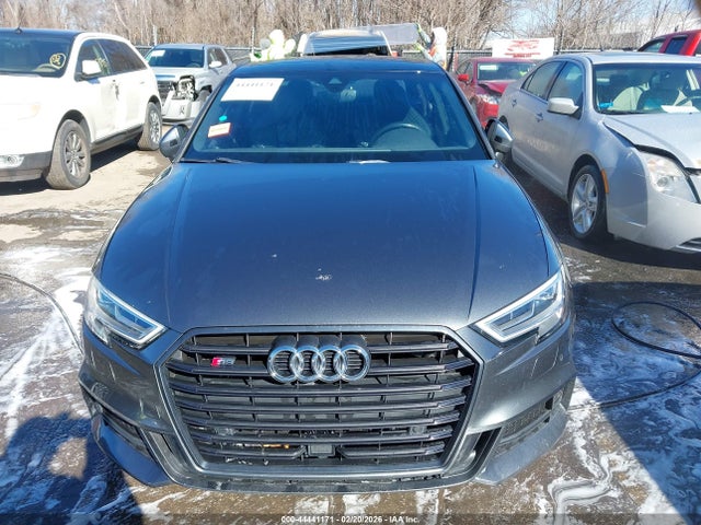 Продаж на аукціоні авто 2017 Audi S3 2.0t Premium Plus, vin: WAUF1GFF0H1070628, номер лоту: 44441171