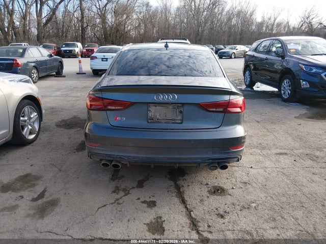 Продаж на аукціоні авто 2017 Audi S3 2.0t Premium Plus, vin: WAUF1GFF0H1070628, номер лоту: 44441171