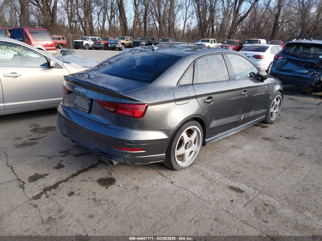 Продаж на аукціоні авто 2017 Audi S3 2.0t Premium Plus, vin: WAUF1GFF0H1070628, номер лоту: 44441171