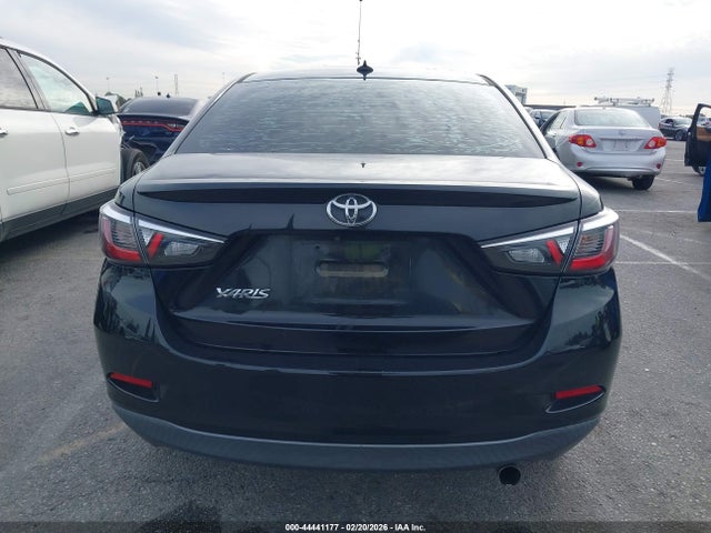 3MYDLBYVXKY501833 Toyota YARIS LE