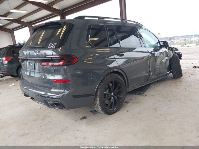 5UX33EM07R9T37932 BMW X7 M60i