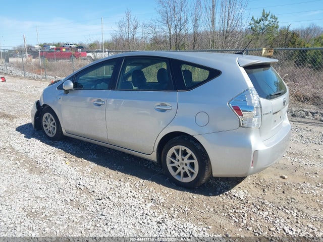 Toyota Prius V Three 2014 JTDZN3EU2E3347695 Image 3