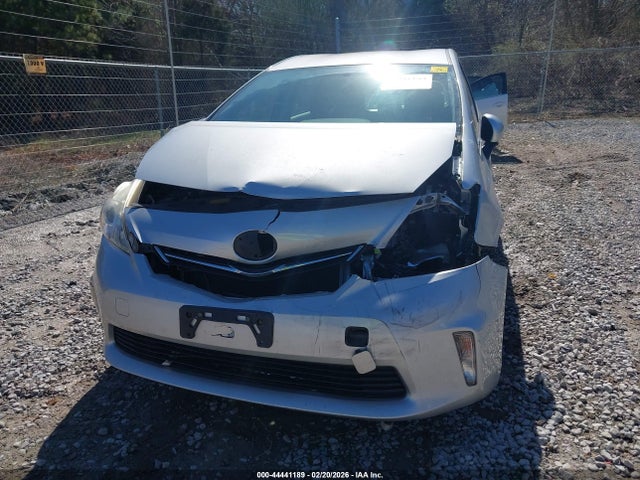 Toyota Prius V Three 2014 JTDZN3EU2E3347695 Image 6