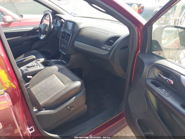 44441206 :رقم المزاد ، 2C4RDGEG5KR641101 vin ، 2019 Dodge Grand Caravan Gt مزاد بيع