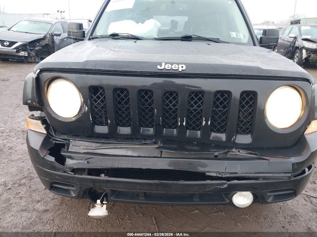 1C4NJRFB6GD523042 Jeep Patriot High Altitude Edition