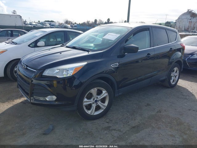 Ford ESCAPE SE 2016 1FMCU9GX1GUA67178 Image 2