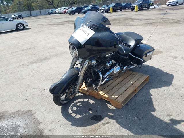 2023 HARLEY-DAVIDSON FLHX 1HD1KBC13PB660254 Photo 1