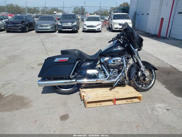 1HD1KBC13PB660254 Harley-Davidson FLHX