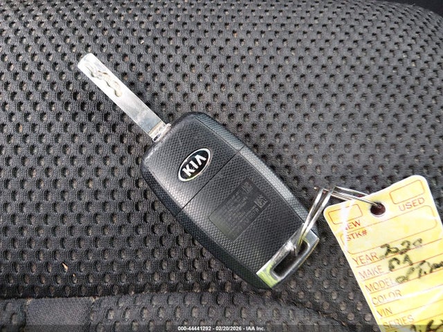 5XXGT4L30LG411551 KIA Optima Lx