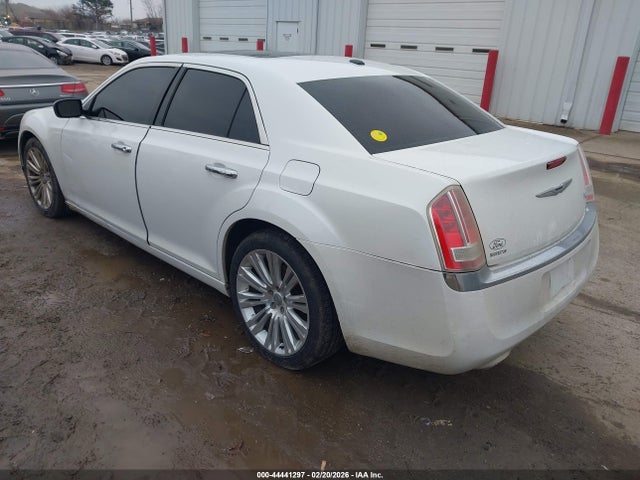 2013 CHRYSLER 300C 2C3CCAEG3DH618399 Photo 2