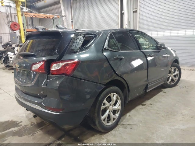 Продаж на аукціоні авто 2018 Chevrolet Equinox Lt, vin: 2GNAXKEXXJ6261055, номер лоту: 44441305