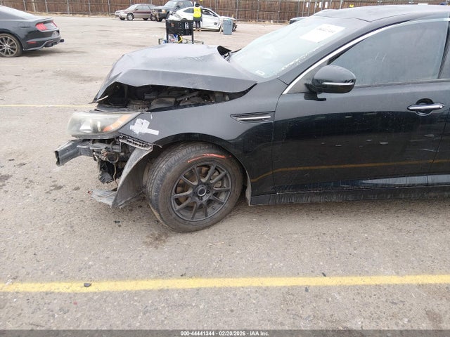 5XXGM4A72FG497713 KIA Optima Lx