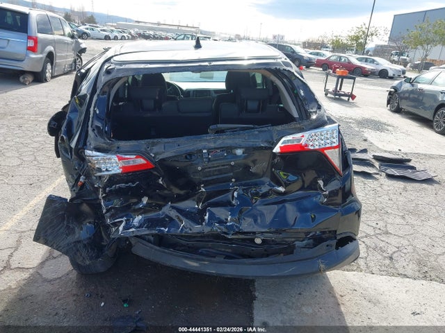 3CZRU5H3XLG700805 Honda Hr-v 2wd Lx