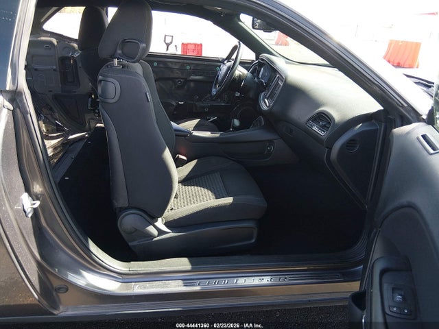 2018 DODGE CHALLENGER 2C3CDZAG4JH128082 Photo 4