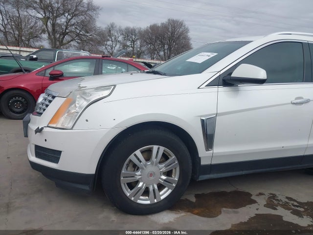 2014 Cadillac Srx Luxury Collection მანქანა იყიდება აუქციონზე, vin: 3GYFNBE32ES544813, აუქციონის ნომერი: 44441396