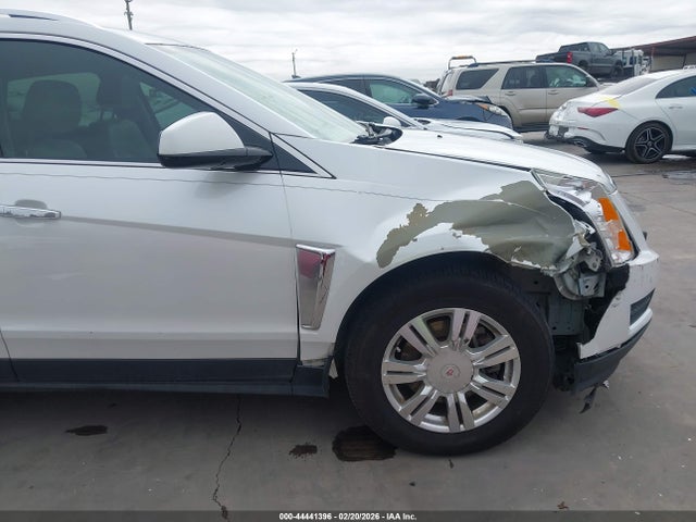 2014 Cadillac Srx Luxury Collection მანქანა იყიდება აუქციონზე, vin: 3GYFNBE32ES544813, აუქციონის ნომერი: 44441396