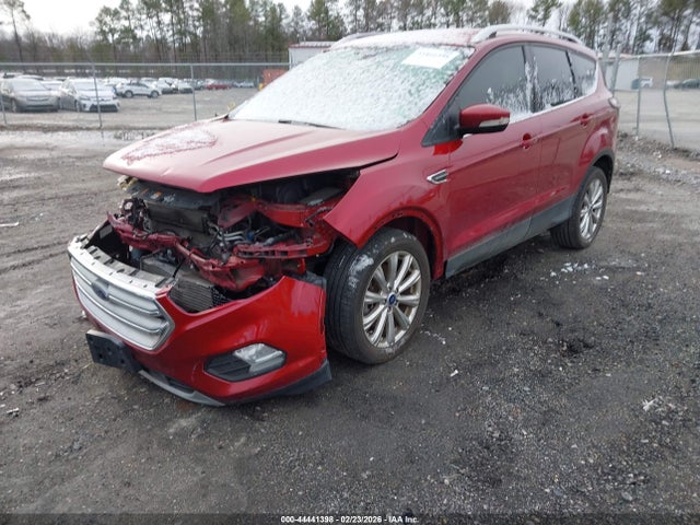 Ford Escape Titanium 2017 1FMCU0J91HUE85571 Image 2