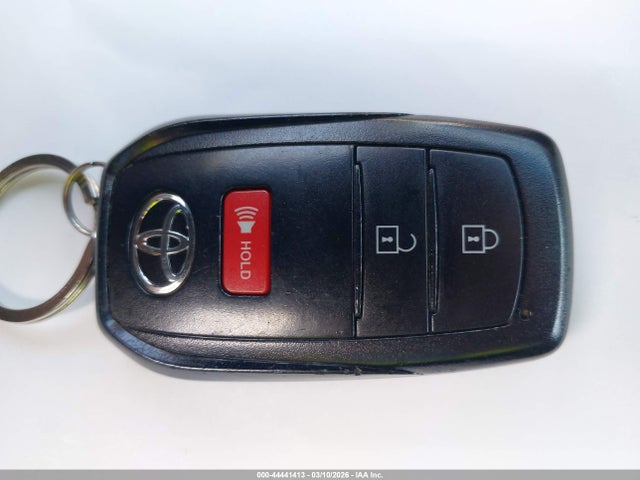 Toyota Corolla Cross Le 2023 7MUCAAAG2PV037723 Image 11