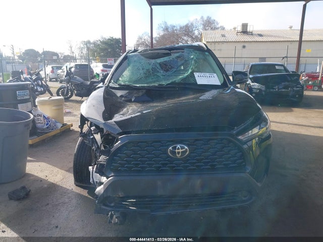 Toyota Corolla Cross Le 2023 7MUCAAAG2PV037723 Image 12
