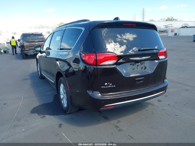 Aukcja sprzedaży 2017 Chrysler Pacifica Touring-l, vin: 2C4RC1BG8HR527090, numer aukcji: 44441421