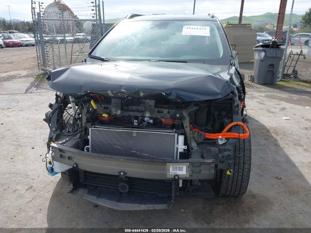 1G1FY6S06P4146868 Chevrolet Bolt Euv Fwd Lt