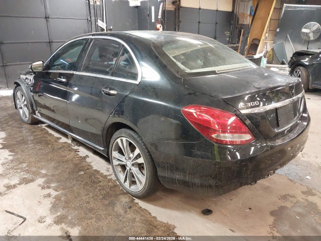 44441438 :رقم المزاد ، 55SWF4KB2HU191818 vin ، 2017 Mercedes-benz C 300 4matic/luxury 4matic/sport 4matic مزاد بيع