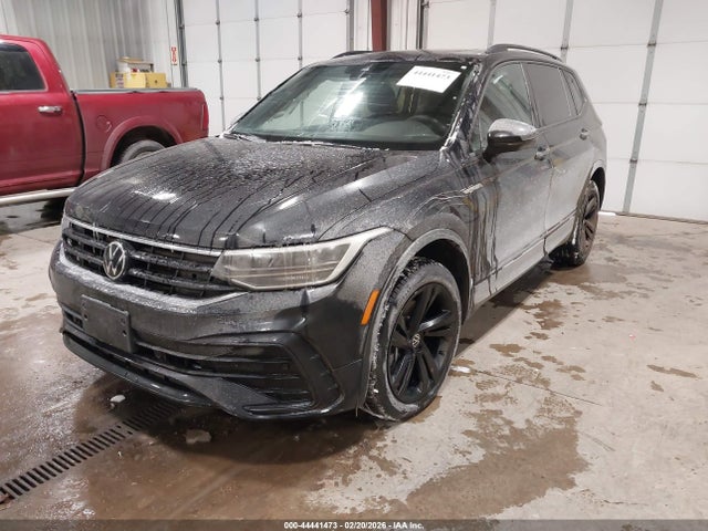 Продажа на аукционе авто 2023 Volkswagen Tiguan 2.0t Se R-line Black, vin: 3VV8B7AX2PM027064, номер лота: 44441473