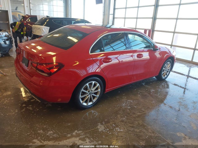 2019 MERCEDES-BENZ A 220 WDD3G4FB3KW019950 Photo 3