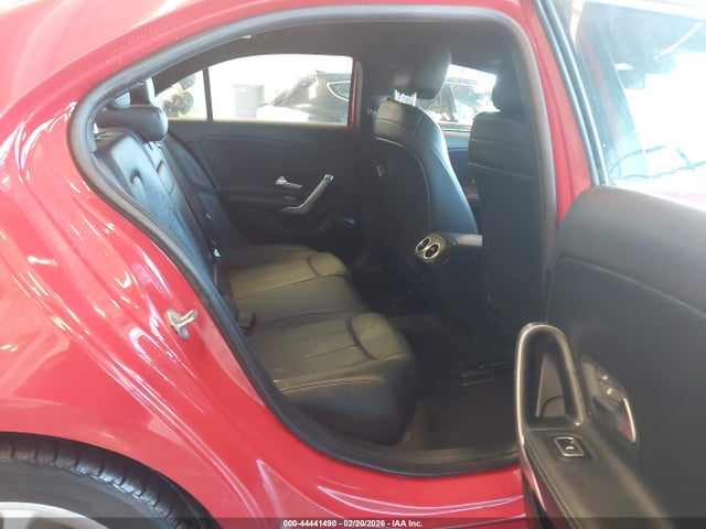 2019 MERCEDES-BENZ A 220 WDD3G4FB3KW019950 Photo 7