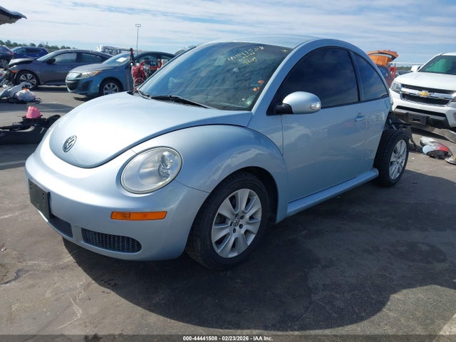 44441508 :رقم المزاد ، 3VWPW31C49M507563 vin ، 2009 Volkswagen New Beetle 2.5l مزاد بيع