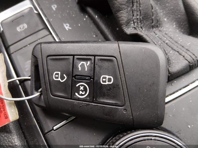 44441548 :رقم المزاد ، 3VV2B7AX1LM082315 vin ، 2020 Volkswagen Tiguan مزاد بيع
