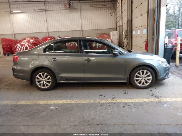 3VWD07AJ5EM212671 Volkswagen Jetta 1.8t Se
