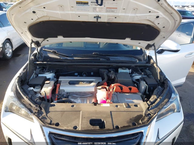 JTJBJRBZ8G2031725 Lexus NX 300H