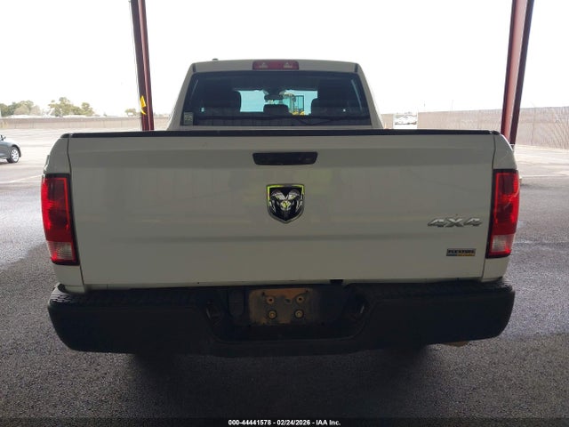 Продаж на аукціоні авто 2018 Ram 1500 Tradesman  4x4 6'4 Box, vin: 1C6RR7FG6JS284385, номер лоту: 44441578