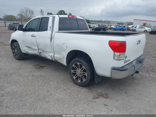 2013 TOYOTA TUNDRA 5TFRM5F14DX053760 Photo 2