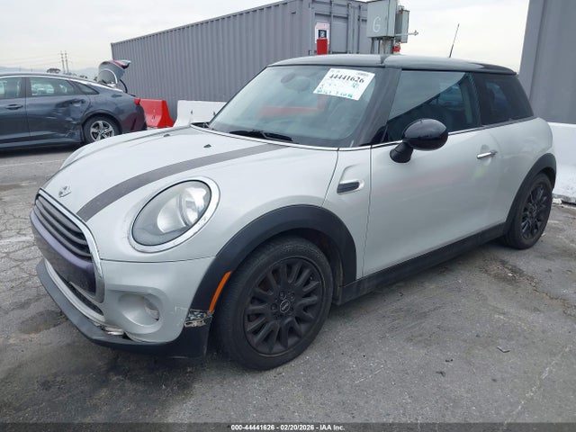 2016 MINI HARDTOP WMWXP5C5XG3B76156 Photo 1