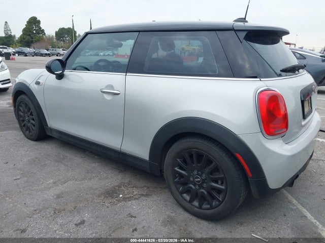 2016 MINI HARDTOP WMWXP5C5XG3B76156 Photo 2