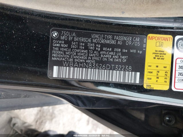 2006 Bmw 750li მანქანა იყიდება აუქციონზე, vin: WBAHN83526DT32238, აუქციონის ნომერი: 44441656