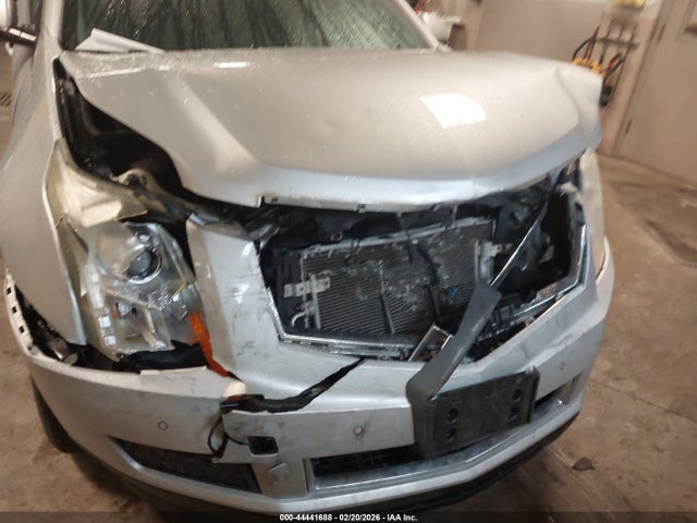 Продажа на аукционе авто 2013 Cadillac Srx Luxury Collection, vin: 3GYFNCE31DS555628, номер лота: 44441688