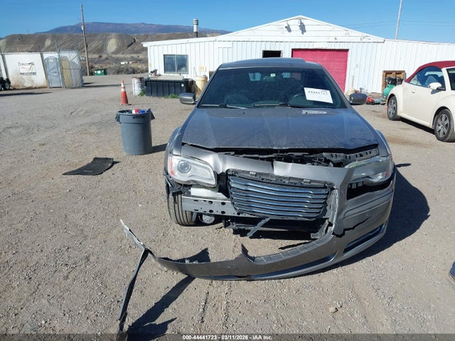 2014 Chrysler 300 მანქანა იყიდება აუქციონზე, vin: 2C3CCAAG3EH335900, აუქციონის ნომერი: 44441723