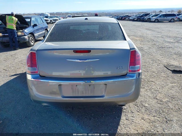 2014 Chrysler 300 მანქანა იყიდება აუქციონზე, vin: 2C3CCAAG3EH335900, აუქციონის ნომერი: 44441723