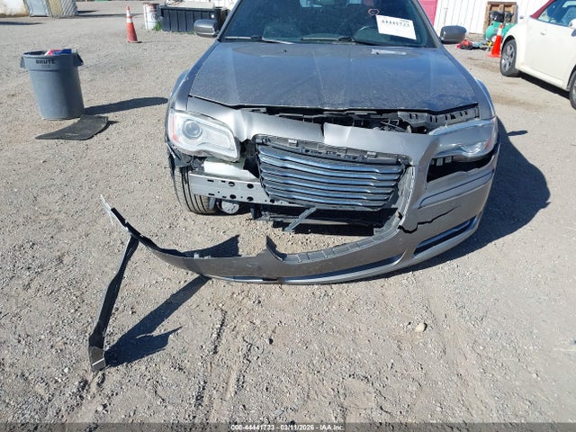 2014 Chrysler 300 მანქანა იყიდება აუქციონზე, vin: 2C3CCAAG3EH335900, აუქციონის ნომერი: 44441723