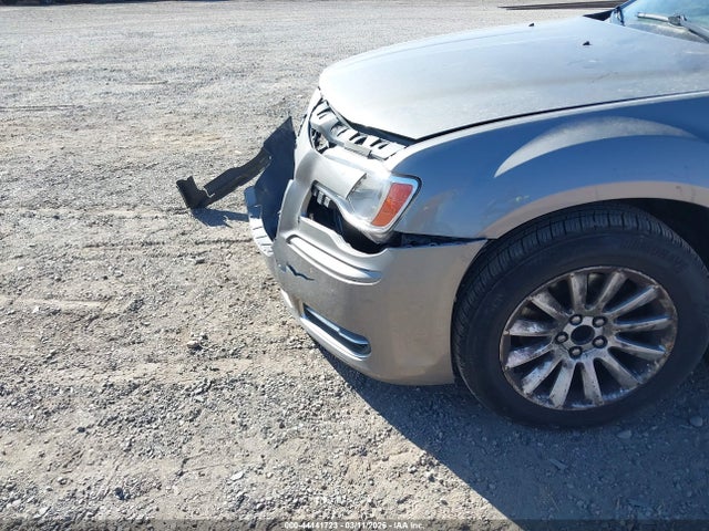 2014 Chrysler 300 მანქანა იყიდება აუქციონზე, vin: 2C3CCAAG3EH335900, აუქციონის ნომერი: 44441723