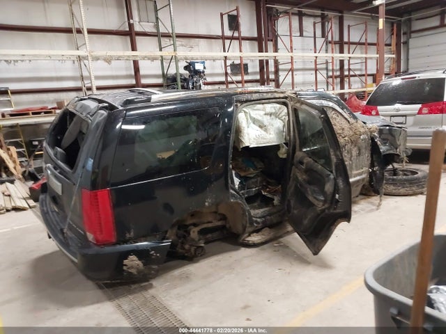 2010 Cadillac Escalade Luxury მანქანა იყიდება აუქციონზე, vin: 1GYUKBEF9AR148417, აუქციონის ნომერი: 44441778