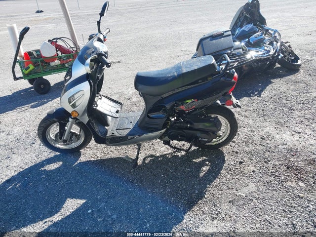 Продажа на аукционе авто 2024 Jiangsu Baodiao Scooter, vin: L2BB2NCC9RB606043, номер лота: 44441779