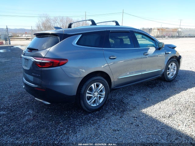 5GAERBKW3JJ218908 Buick Enclave Essence