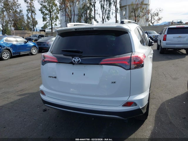 Toyota RAV4 SE 2017 JTMNFREV2HJ706115 Image 17