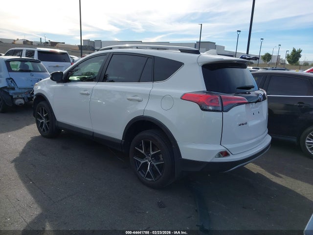 Toyota RAV4 SE 2017 JTMNFREV2HJ706115 Image 3