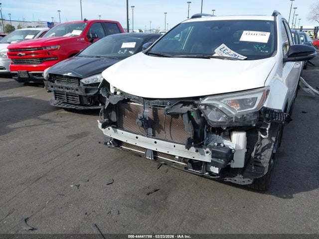 Toyota RAV4 SE 2017 JTMNFREV2HJ706115 Image 6