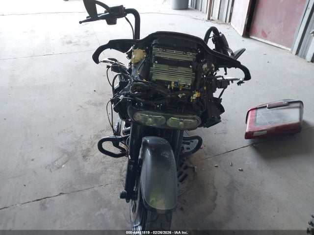 Harley-Davidson FLTRXSE 2019 1HD1TCL1XKB960367 Image 5